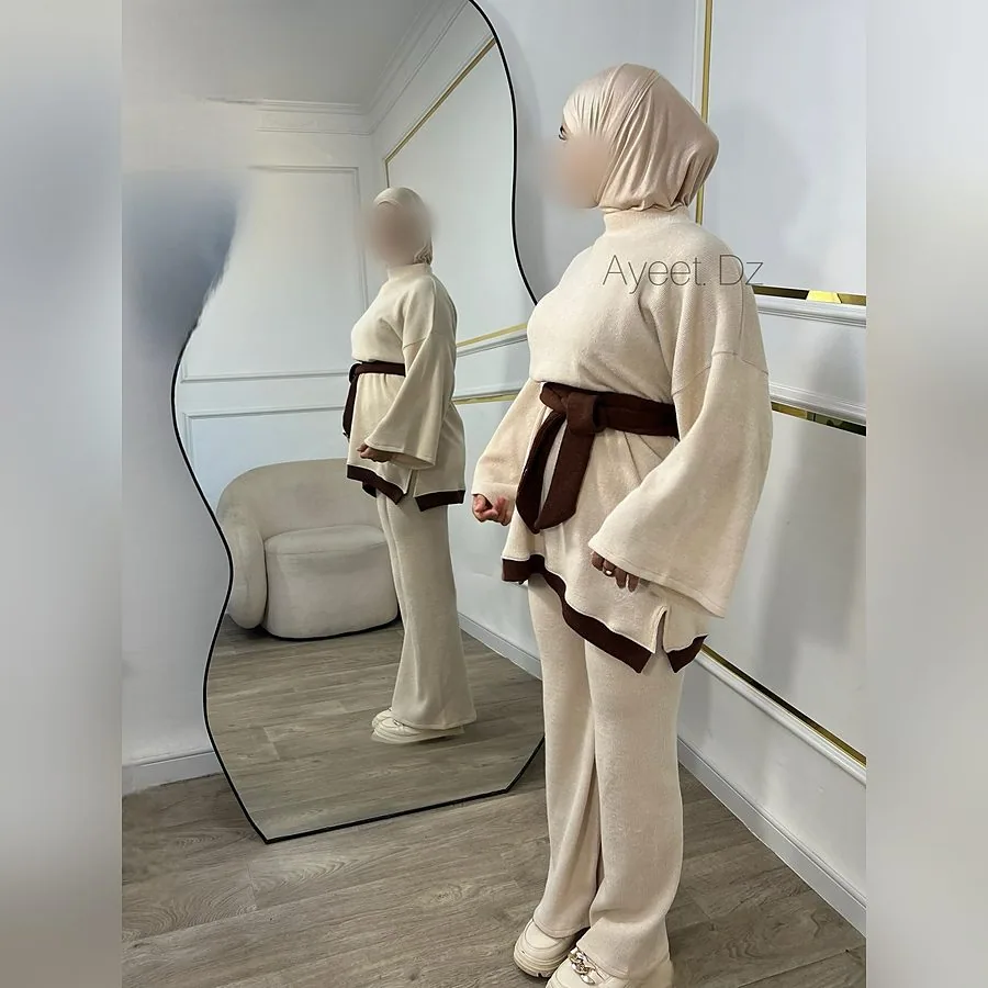 Ensemble AYA — Beige
